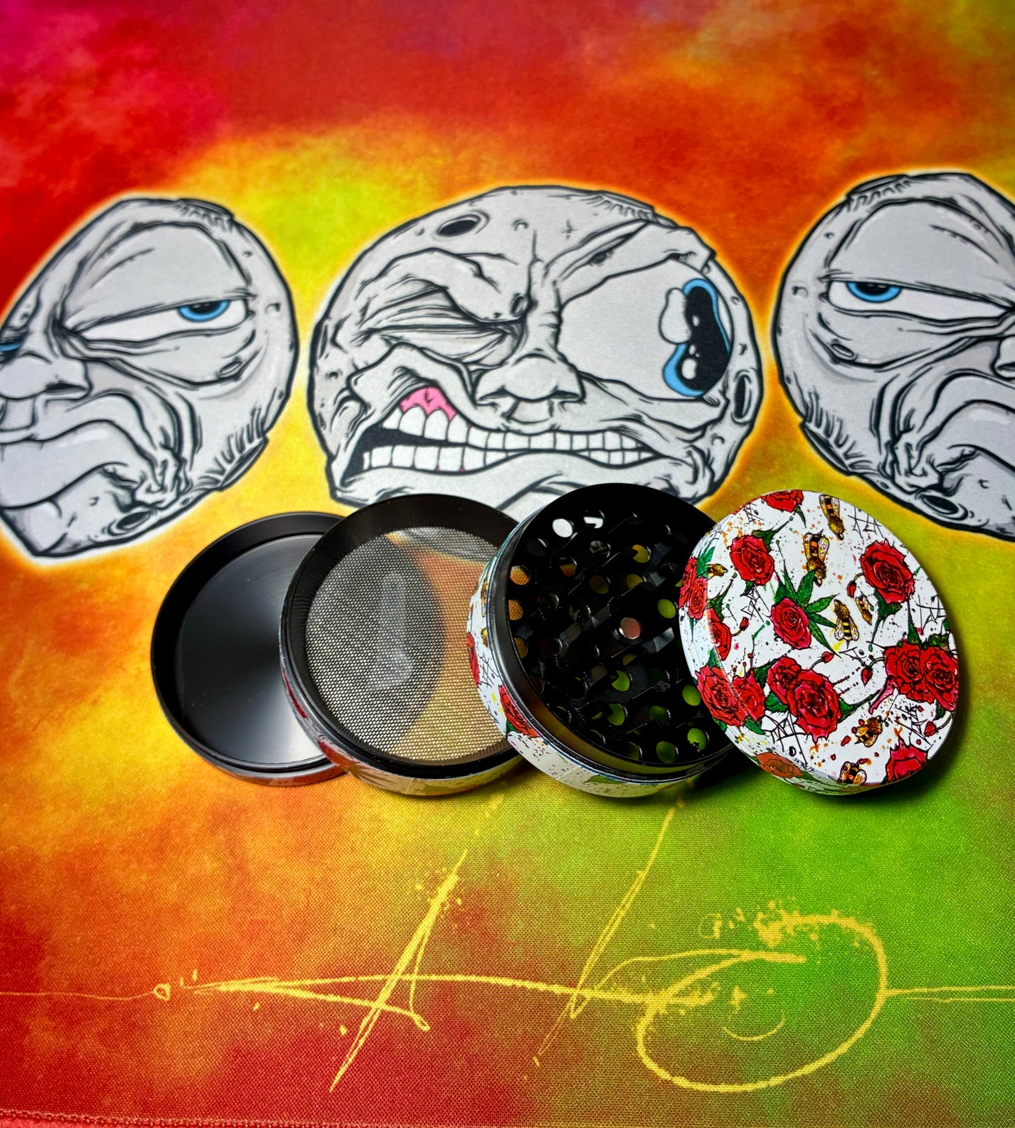 A.B.’s “Buds N Bees” – 4 Piece Grinder (Limited Edition)