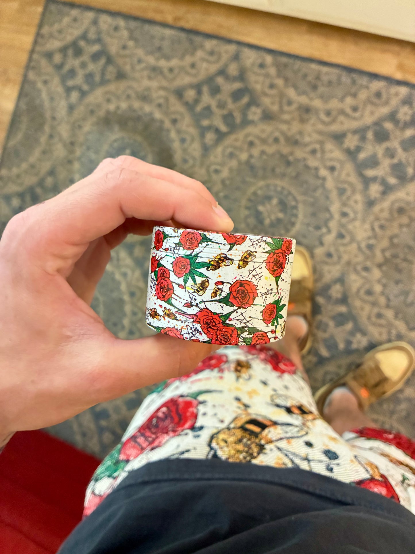 A.B.’s “Buds N Bees” – 4 Piece Grinder (Limited Edition)